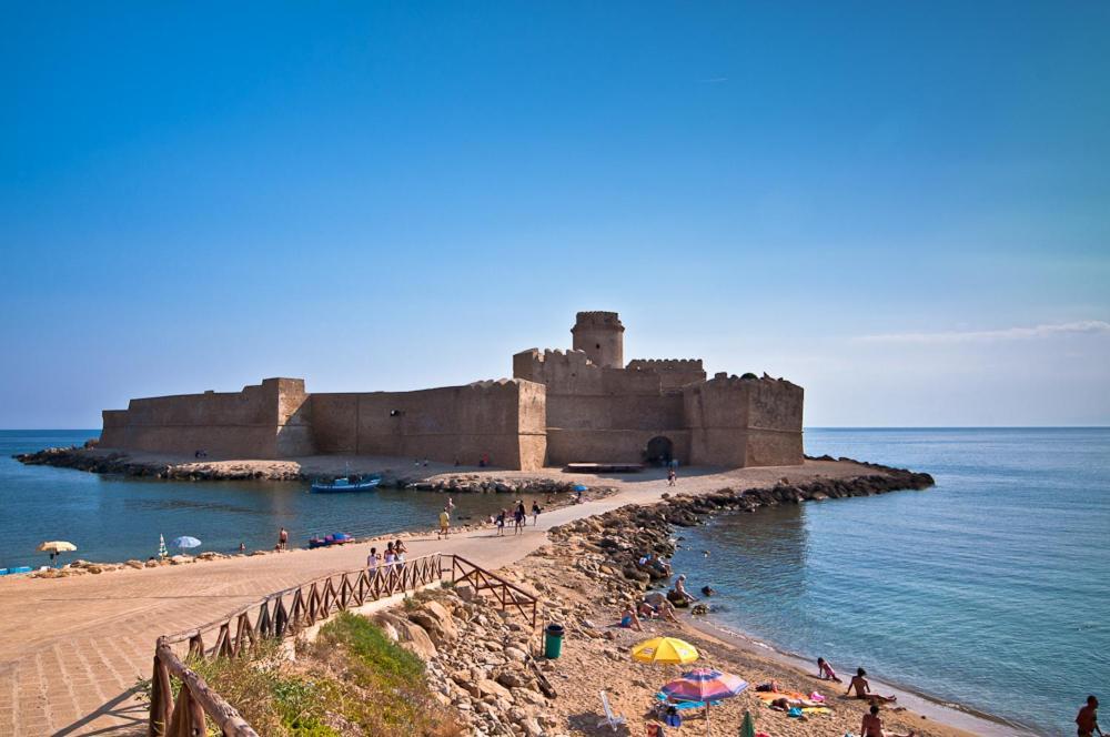 Appartamento Le Castella Le Castella  Eksteriør bilde